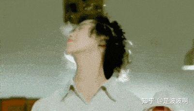 拍三级片爆火的香港艳星翁虹：不后悔，不脱就没有现在的我 - 知乎