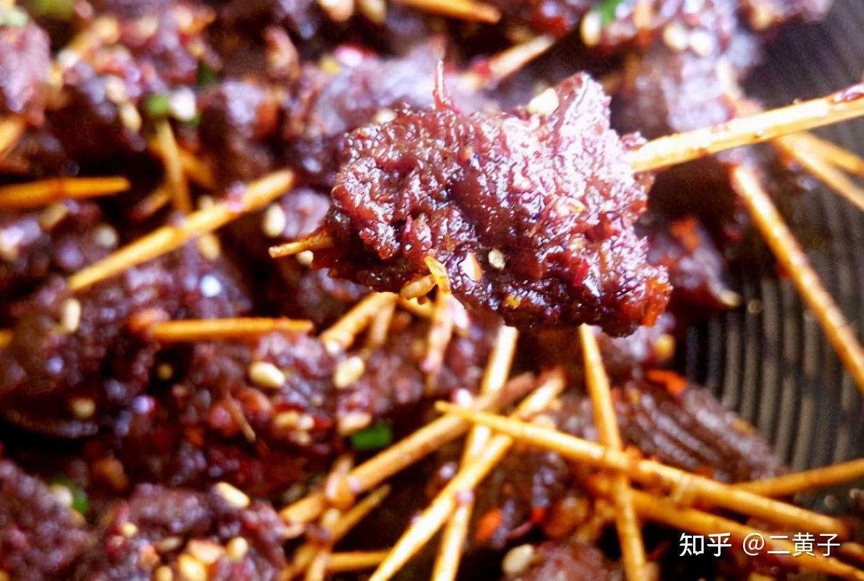 干饭人超喜欢吃的牙签牛肉,味道香辣可口,这样做出来真香