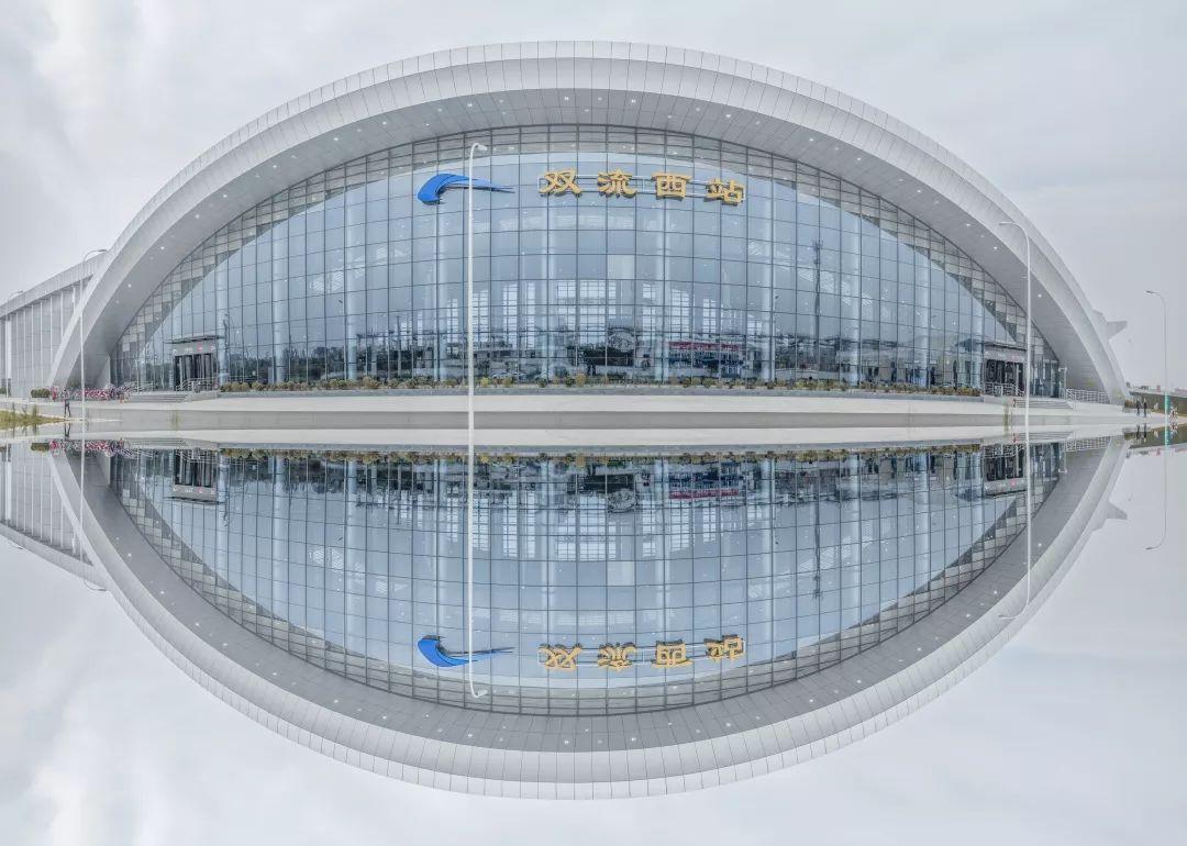 tod总体定位,成都地铁以"空陆枢纽,蓉城之光"为主题对双流西站进行了