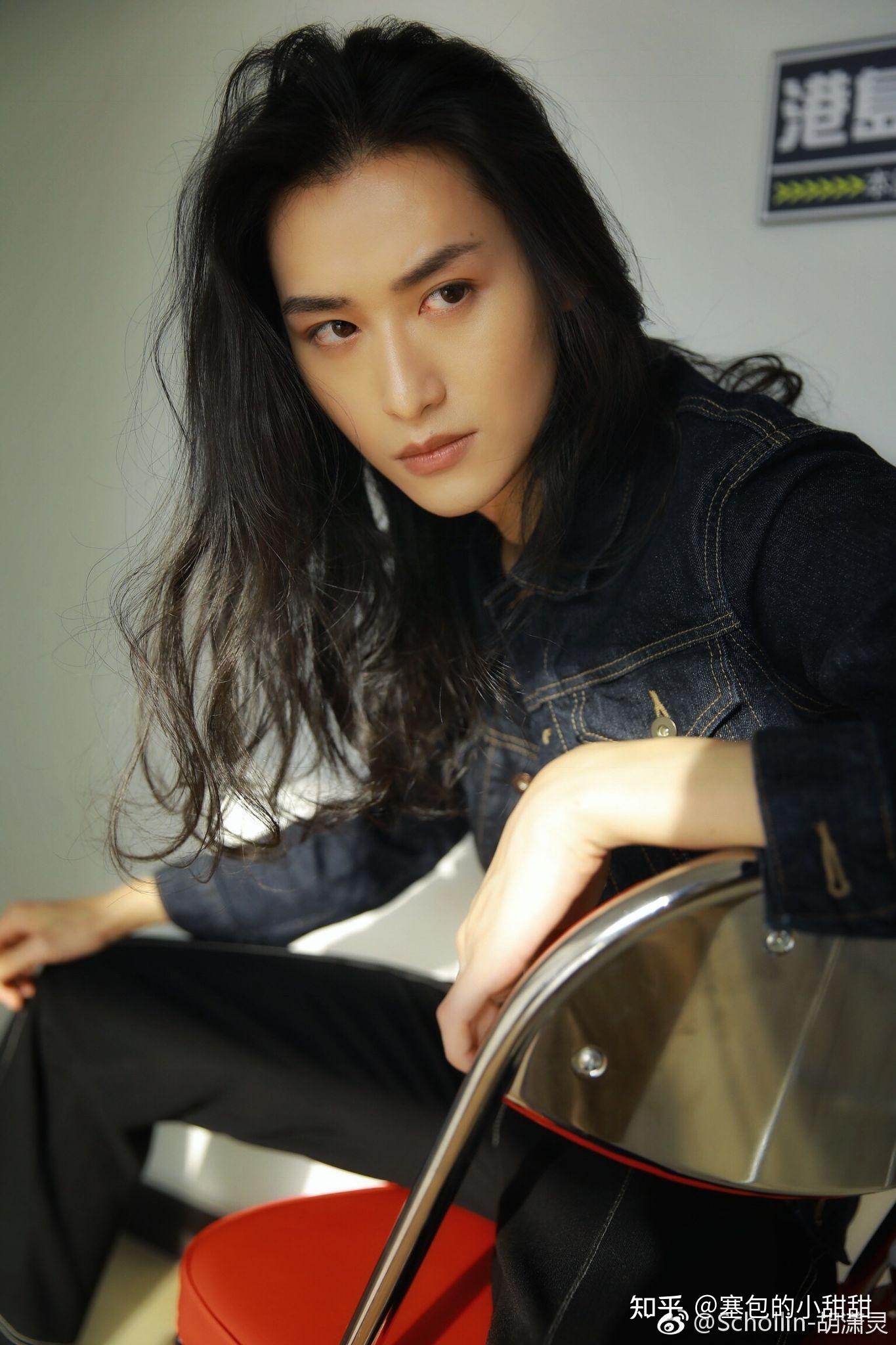 娱乐圈中都出过哪些长发帅哥?