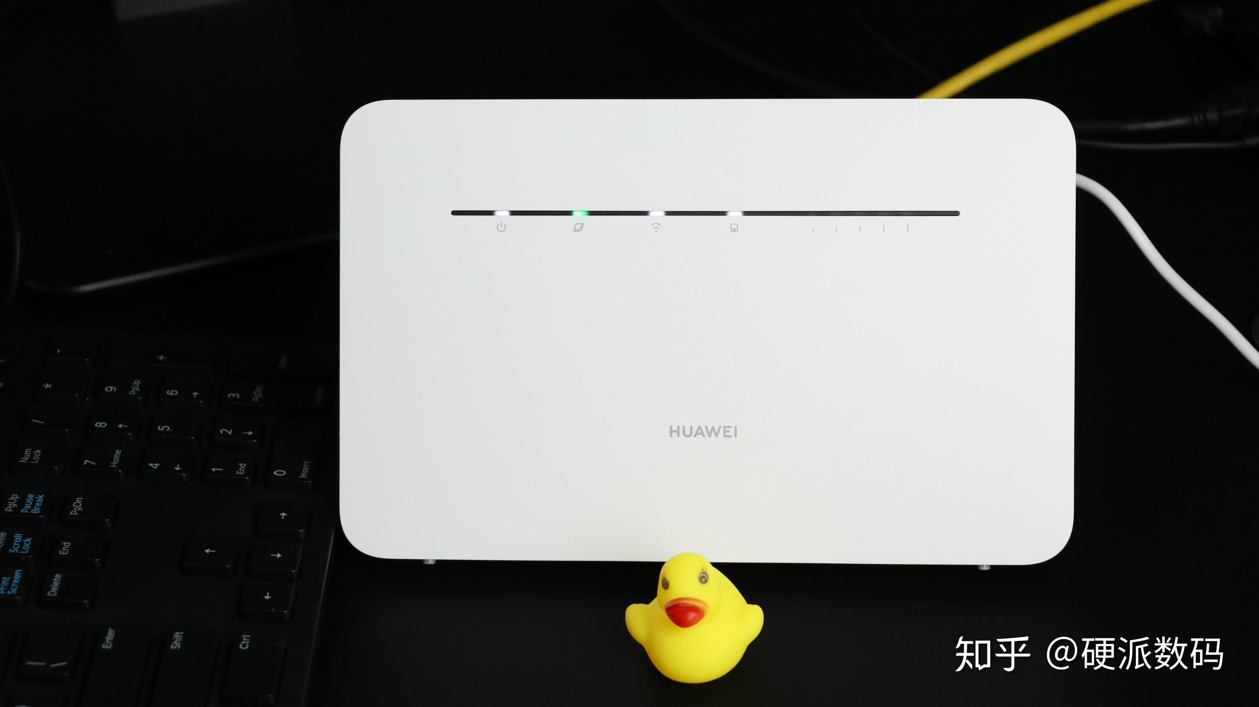 华为4g路由2pro开箱评测与拆解带你全面了解4g移动路由