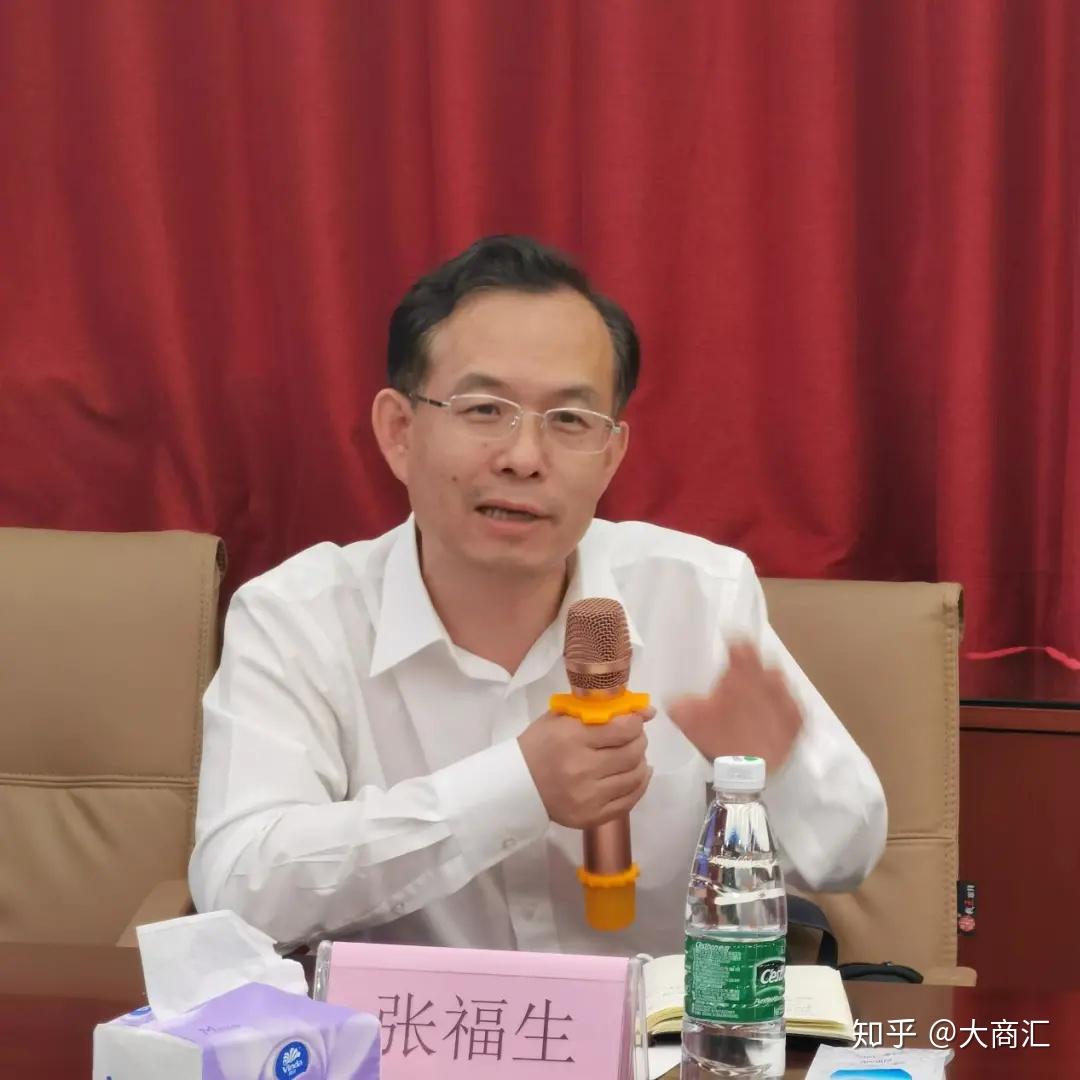 甘肃省驻沪办科技局张自强本次会议尾声上海轻合金精密成型国家工程