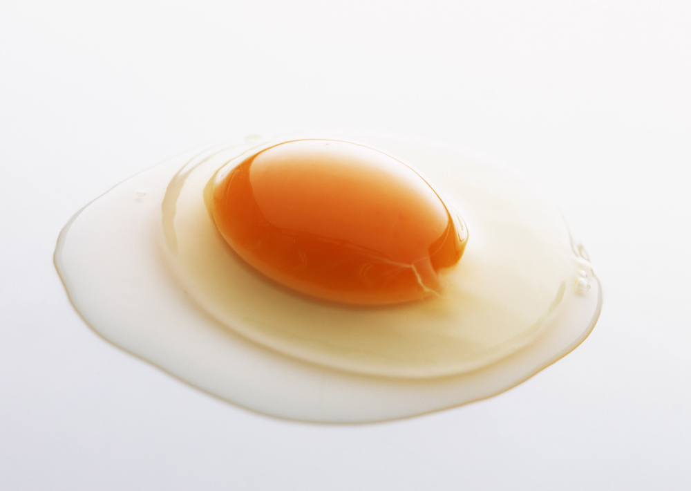阿荣:吃到过蛋黄是纯白色的,为啥?