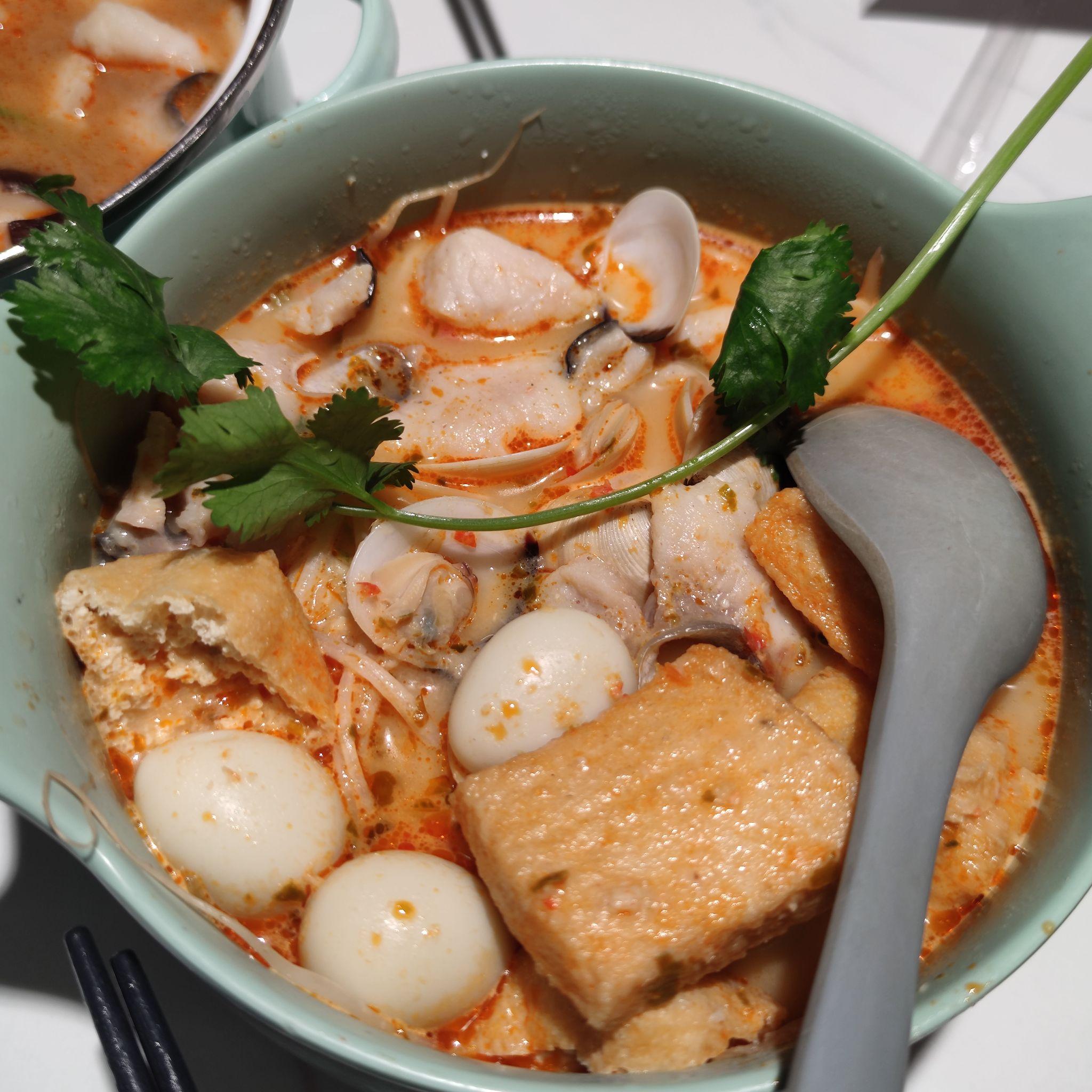 巷路牌惠民商塲新會中醫院司前唐不甩新會寃宮(孔弐)新會體育塲弙州南