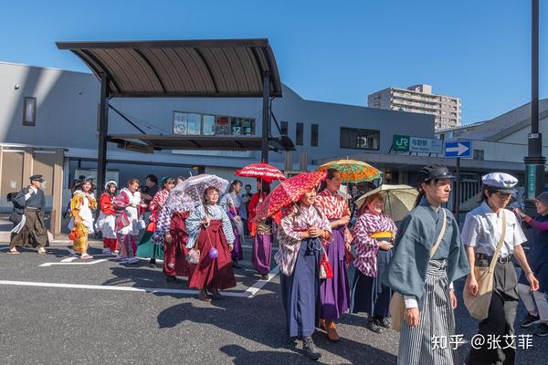 所谓的 大正风 的服饰具体是一种什么样的风格 日本大正服饰 木辰网