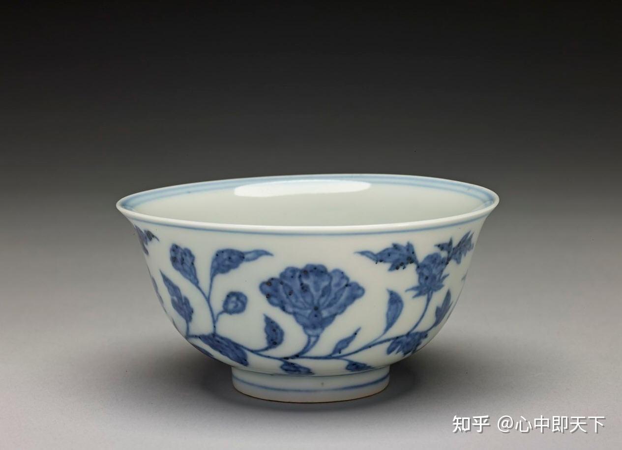 明永乐青花四季花卉纹杯