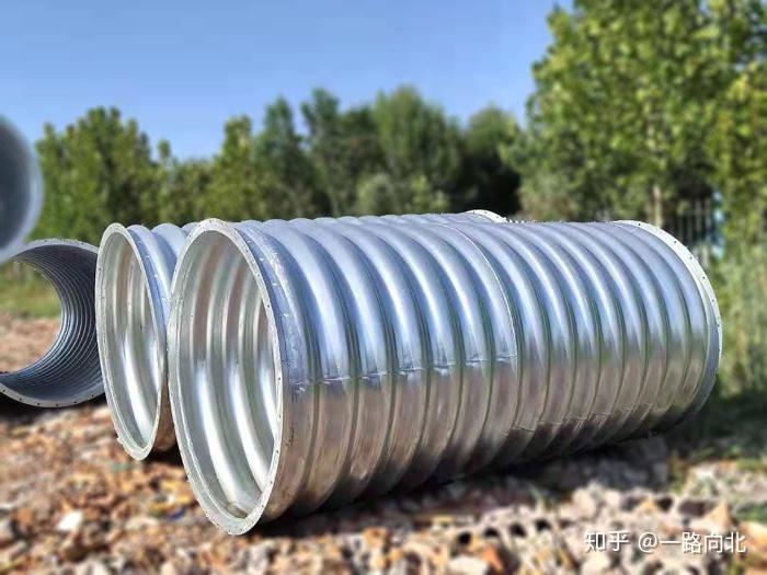 金属涵管水泥涵管塑料涵管