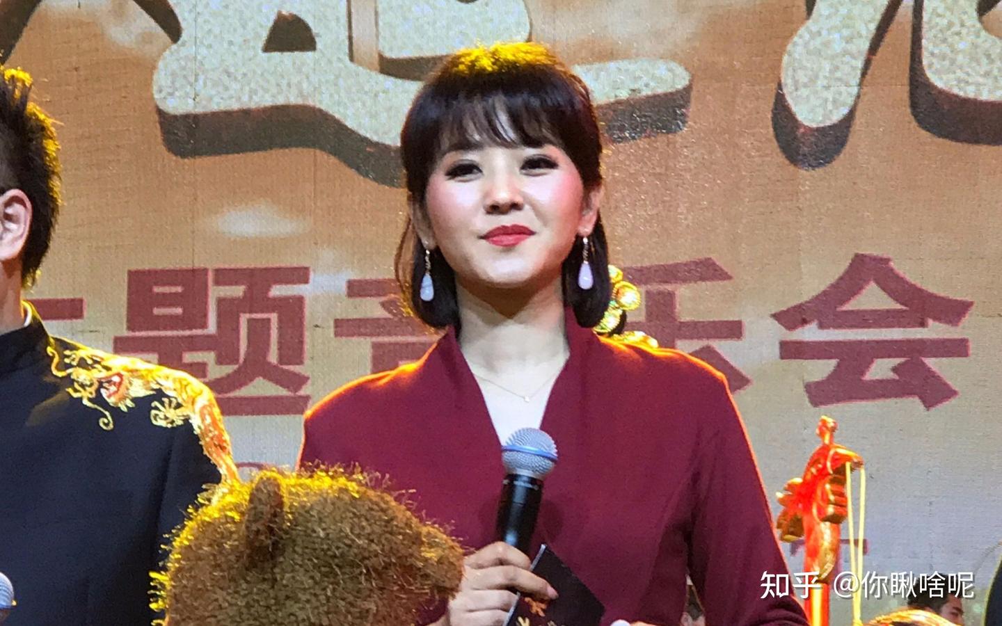 央视主持人方琼:我这辈子最正确的决定,就是在30岁为领导生孩子 - 知乎