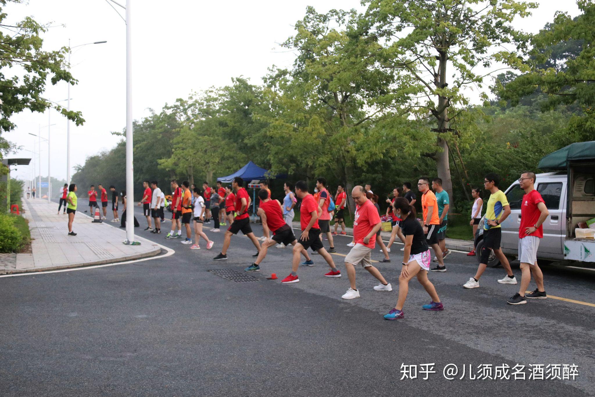 熱身開始雨後清新陸續到來西瓜已就位搬運補給的會長因為有事不能參加