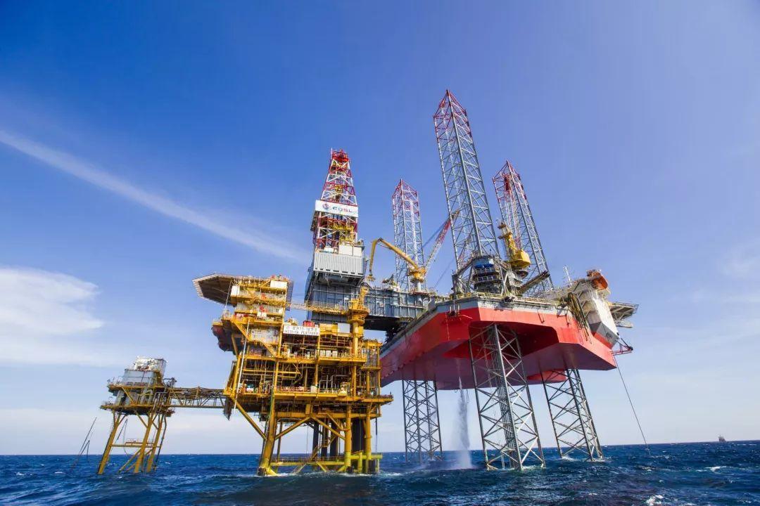 981号深水钻井平台南海上的定海神针