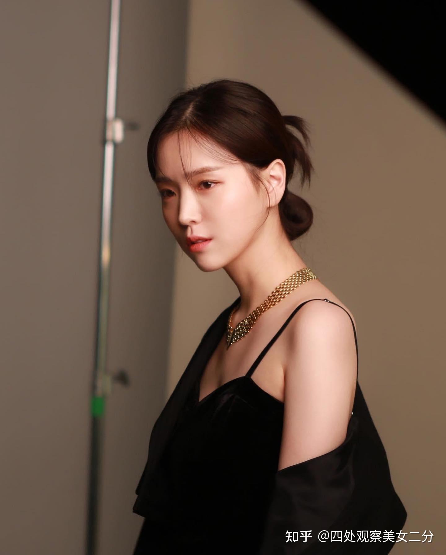 金智恩被誉为田径界的李英爱,她的外型和实力让人们对她刮目相看