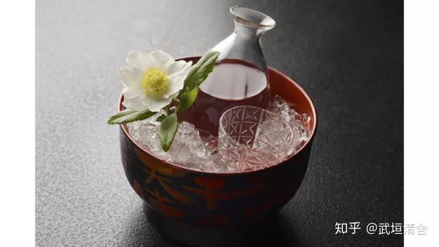 如果说温度是酒的情绪那么清酒就是酒中戏精