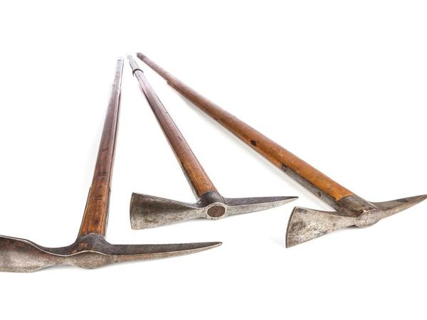 独家硬货冰镐及镐刃的历史与科技