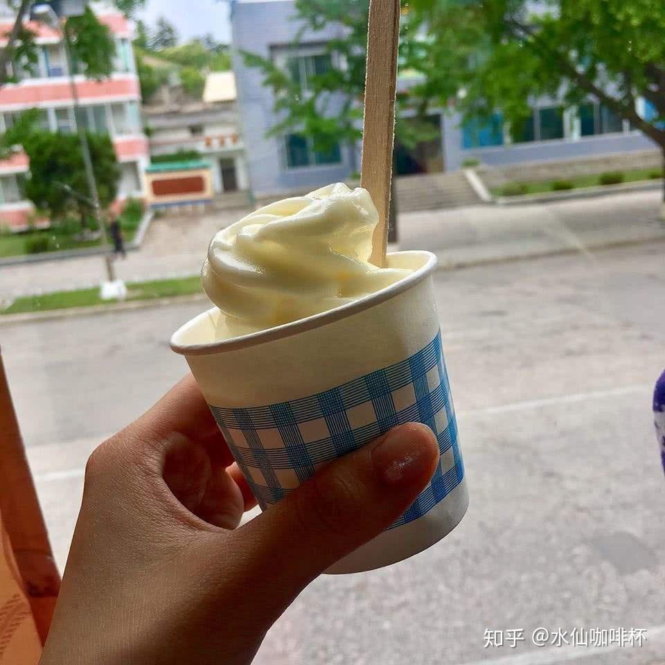 努力赶上国际潮流的朝鲜冰淇淋