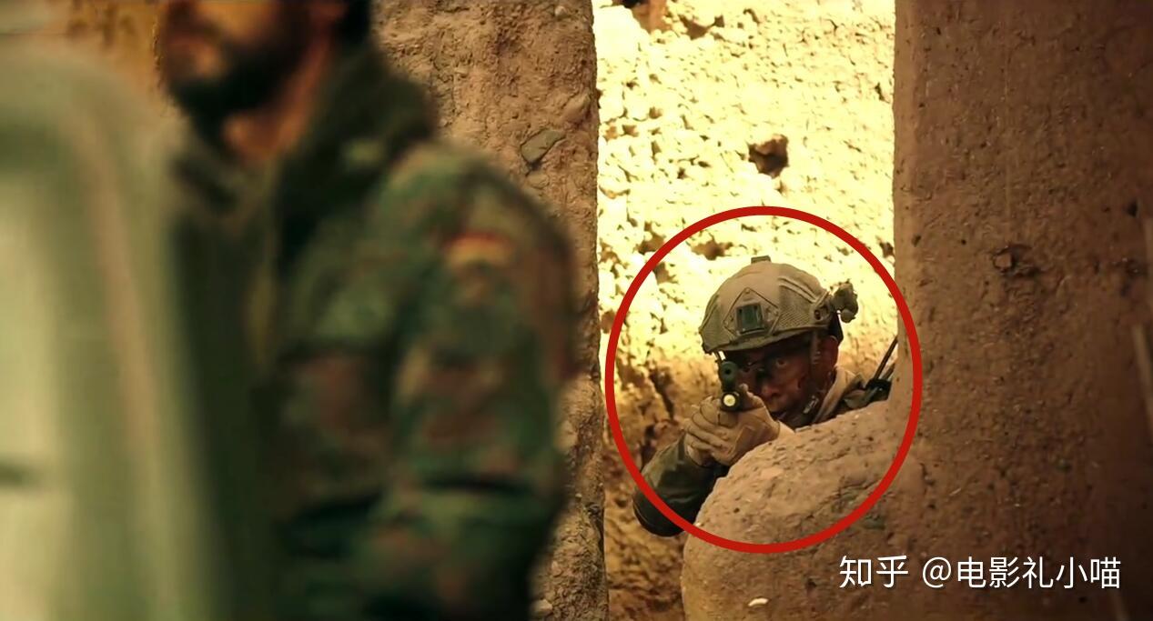 红海行动》的隐藏剧情，蛟龙小队突袭恐怖分子据点，全歼守军- 知乎