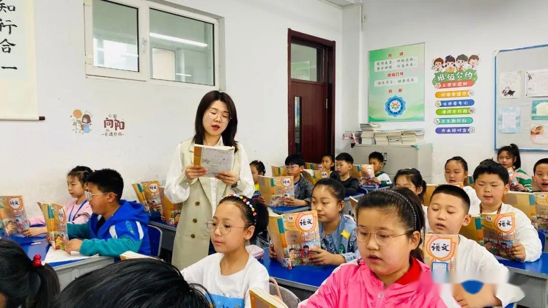 附小最美教师因爱而行用心育人记师范附小最美教师孙婧