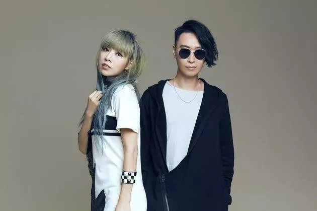 金庸侄孙女组建的双人电子组合,差点获得金曲奖 - 知乎