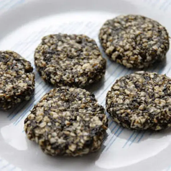 实际上是由海藻烘制而成的面包,是英格兰和威尔士的土特产