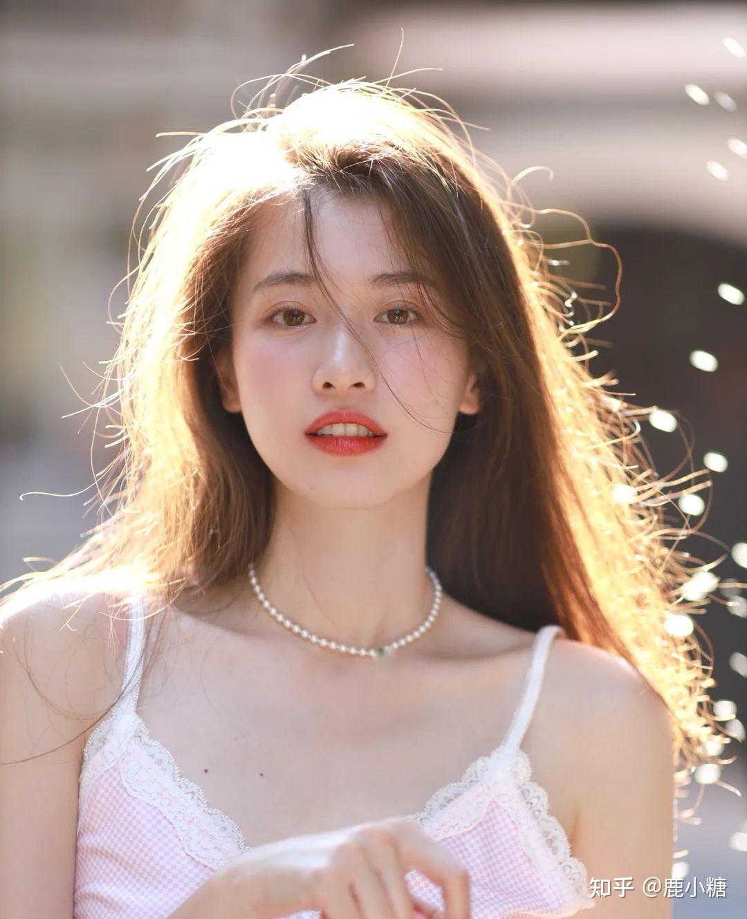 鹿小糖的美女推送,第1期:爱笑的女孩子都很可爱 - 知乎