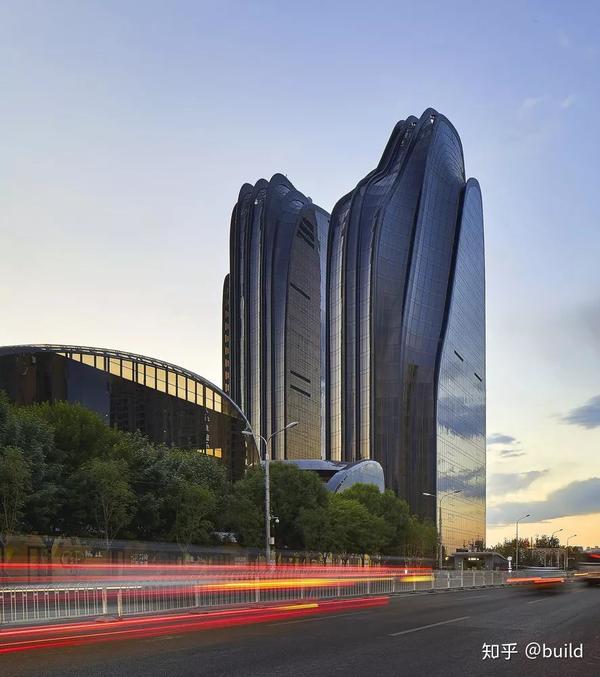 中国当代著名建筑大师:马岩松作品选集