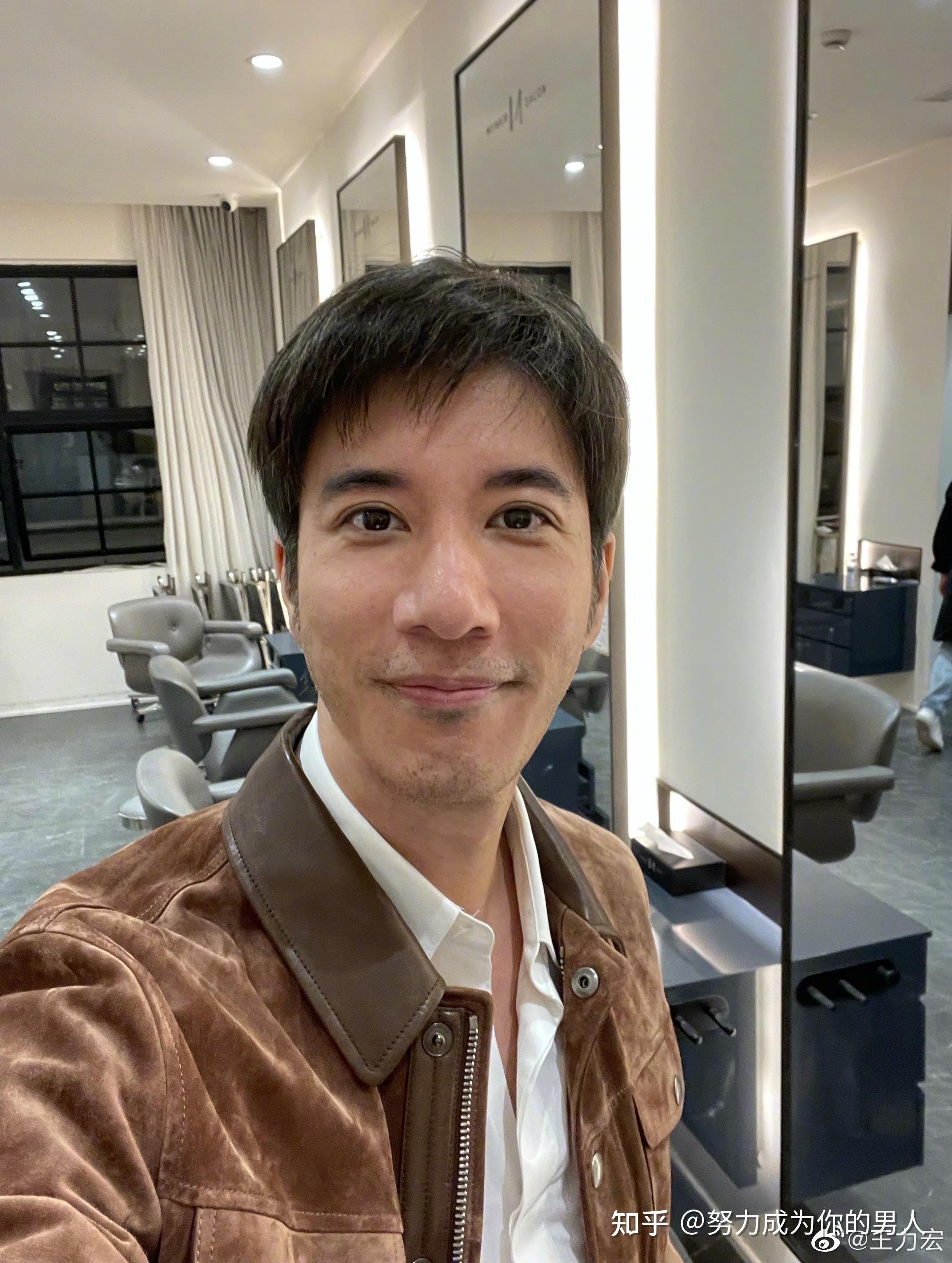 李靓蕾回应:By2成员妹妹Yumi孙雨 我不指名道姓提你 你倒好自己冲出来了 - 知乎