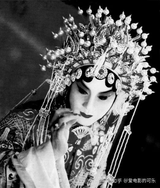 哥哥张国荣逝世17年,世间再无《霸王别姬》程蝶衣