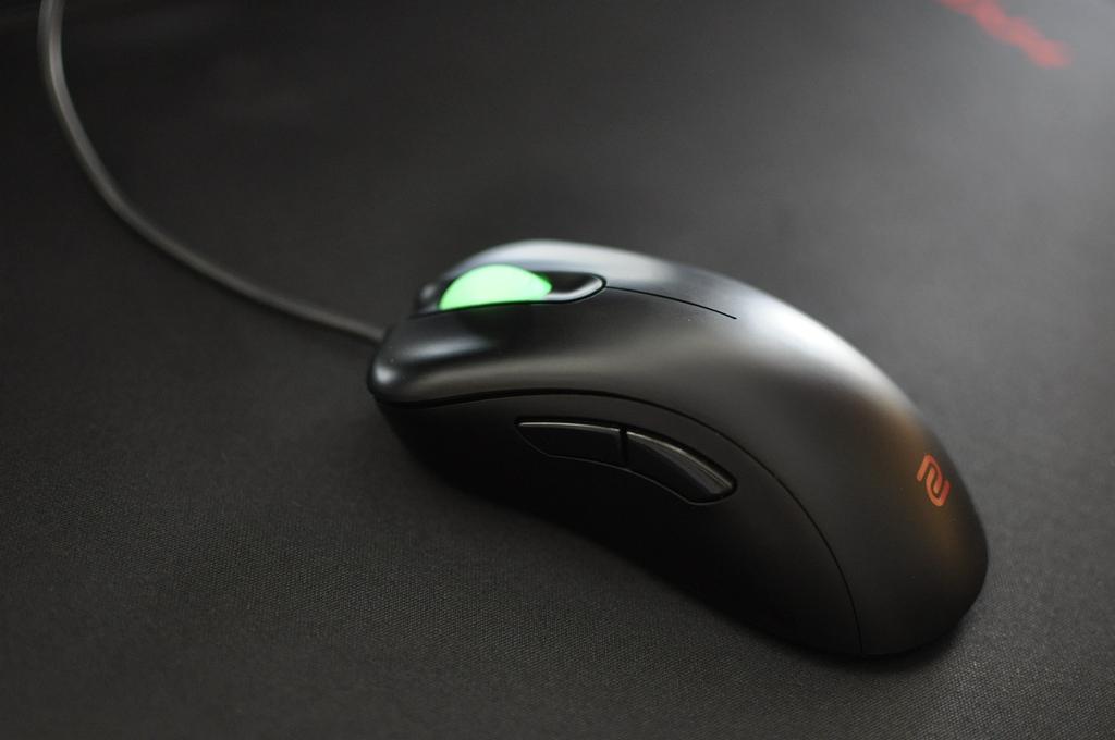 卓威EC2-A游戏鼠标评测,纯粹的只是手感