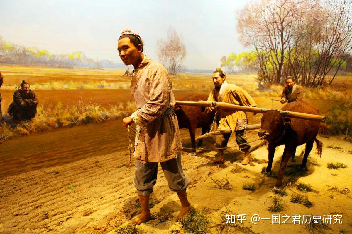 古代农民为何不开荒种地而给地主打工分析原因才知农民不容易