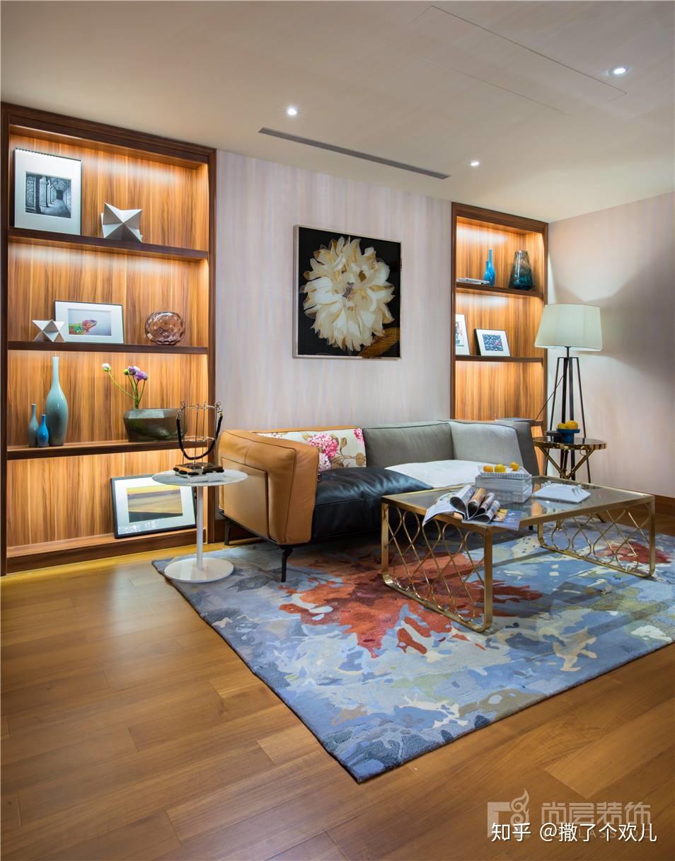 诚品居所色彩空间的奢华与通透