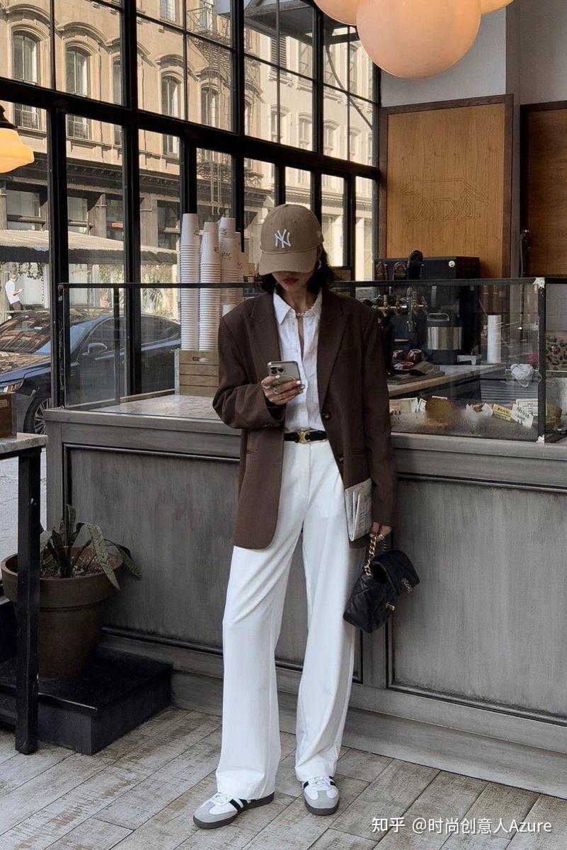 西装搭配这双运动鞋,休闲舒适很耐看!