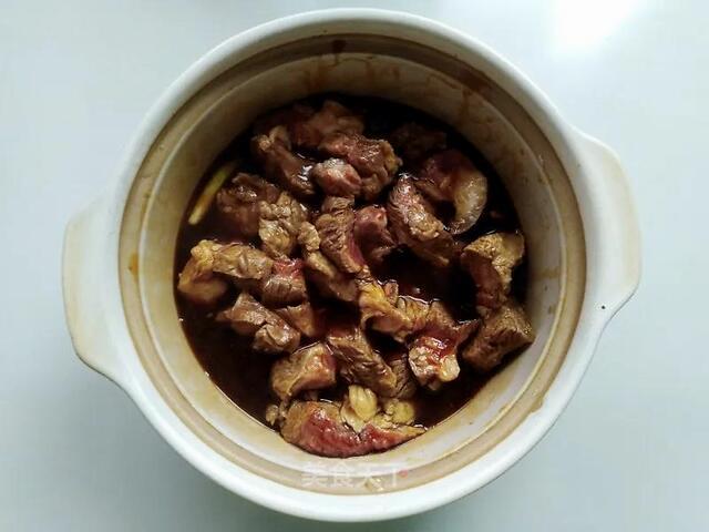 牛肉怎么炖好吃不要酱 v2-c5883b314f952808f29b5990479917c5_r.jpg