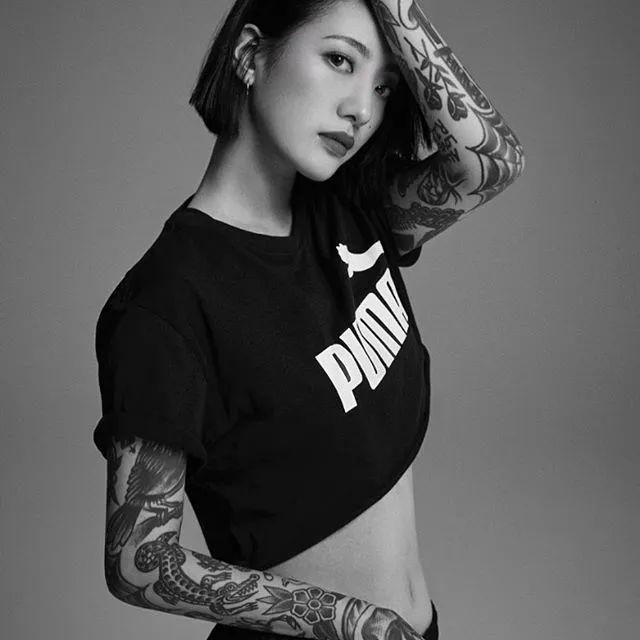 韩国刺青纹身师图片