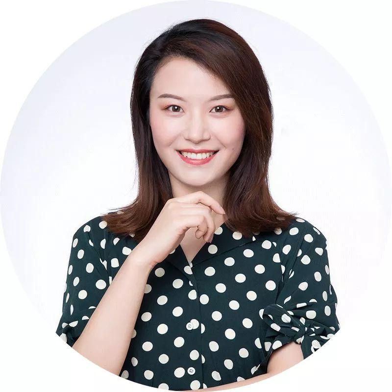 作文领域,最让我佩服的老师就是来自香港城市大学的花生酥老师—毛芸