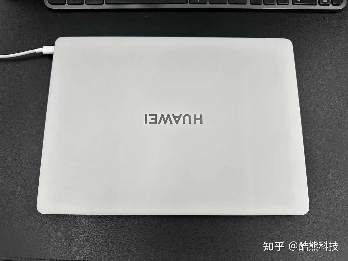 华为matebook x pro 2024款:轻薄的性能野兽,游戏工作两不误