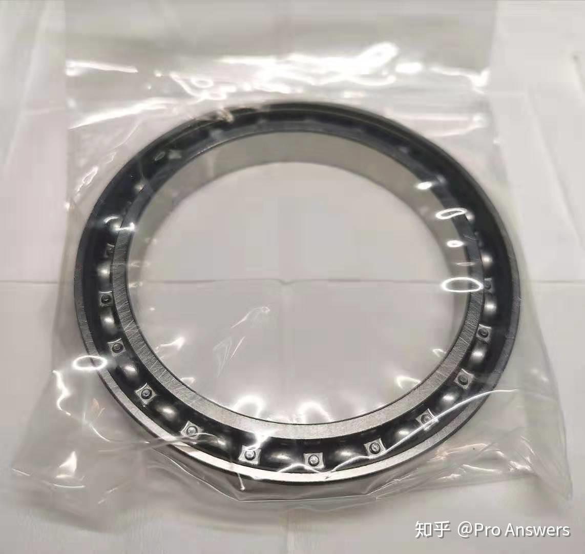 如何分辨100元真假