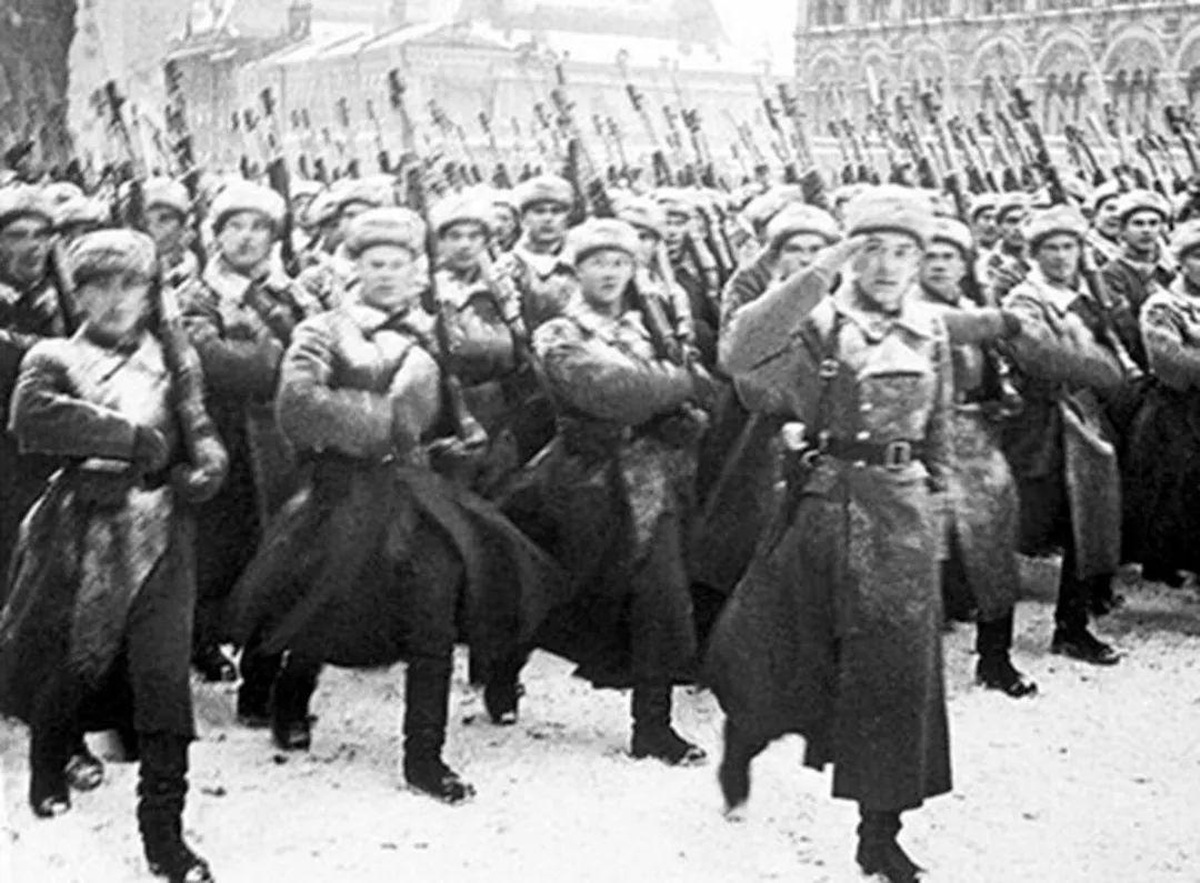 历史丨俄罗斯今天红场阅兵，这些真相我们不能遗忘！ - 知乎