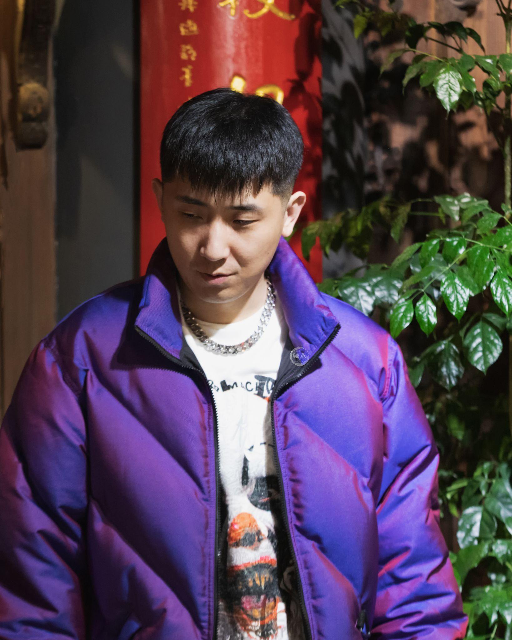 有没有尚九熙何九华好看的照片分享