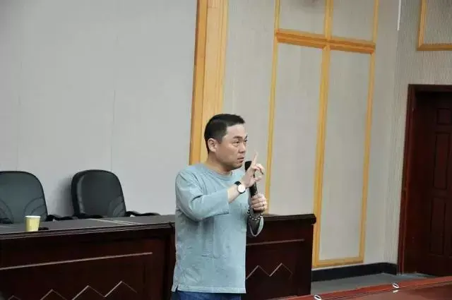 林正疆真正的辩论不只是开脑洞说金句