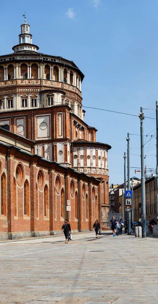 时尚浪漫独特汇聚于此大表姐刘雯最爱的城市