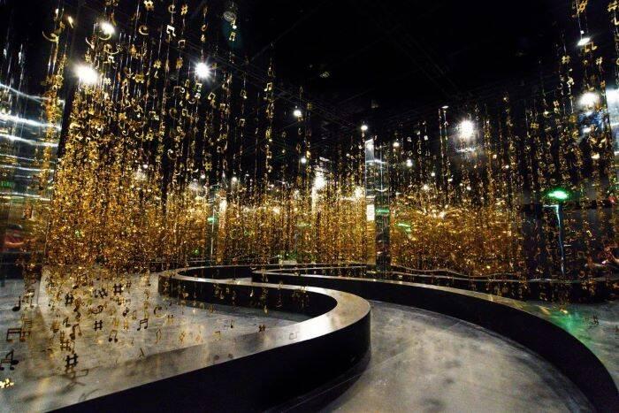 一月上海新媒体艺术展与历史相逢和未来见面