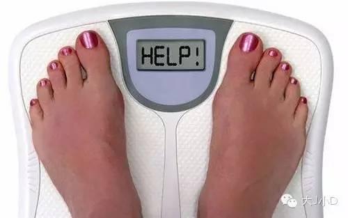 瘦身减肥方法躺着 v2-c69962e1ebe50ebeff06ca9ec248e455_r.jpg