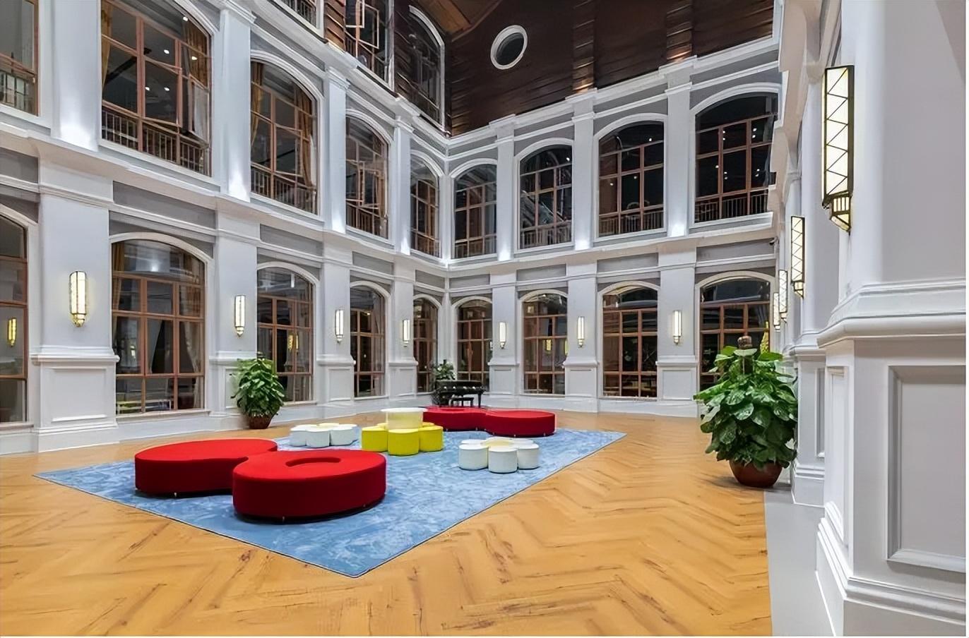 幼儿园变身记—佛山布鲁森国际幼儿园:突破教室形态的造梦