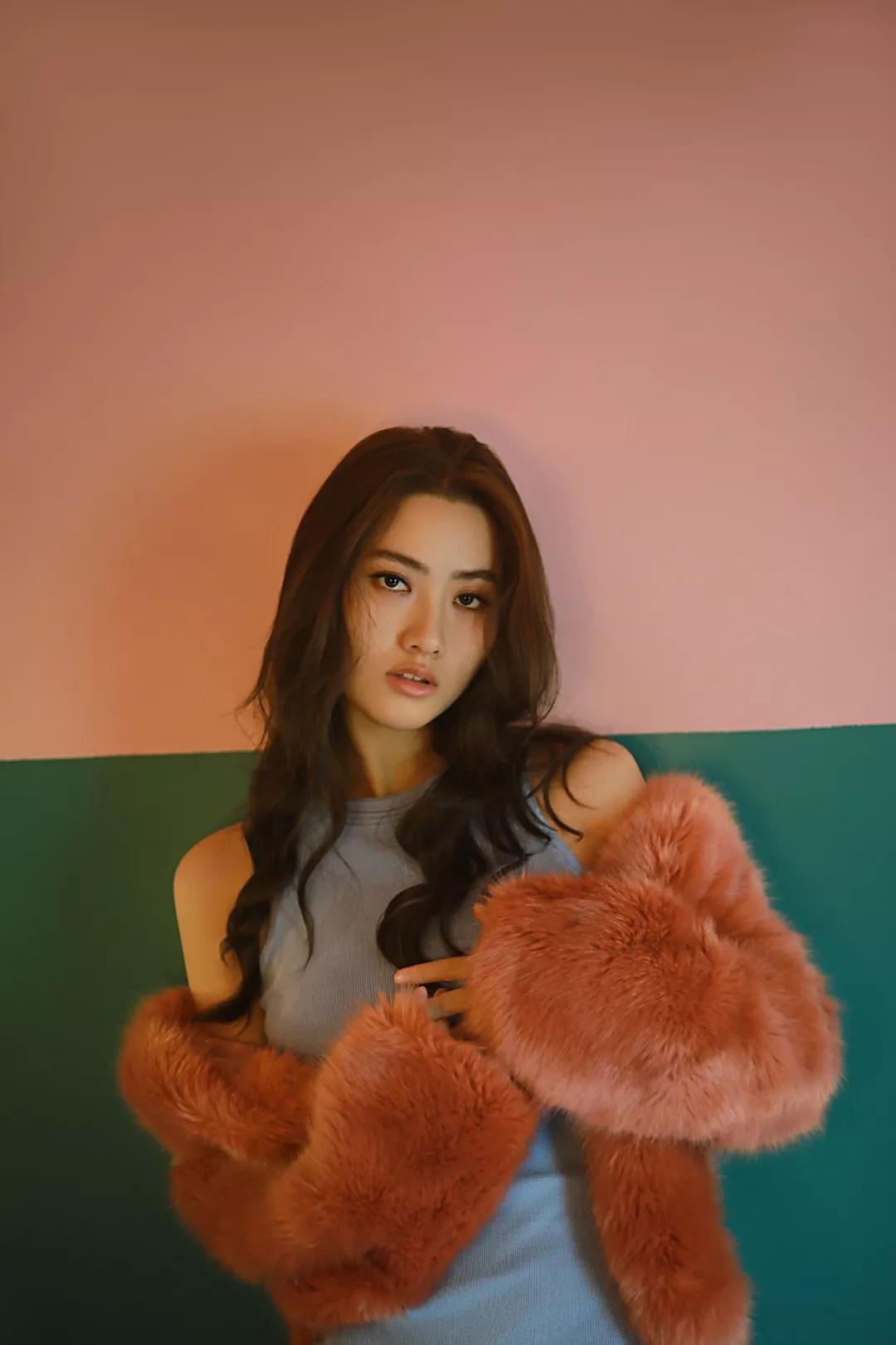 摄影师:张xixi 模特:杨可我们每周会定期分享掌宿空间与有趣的客人