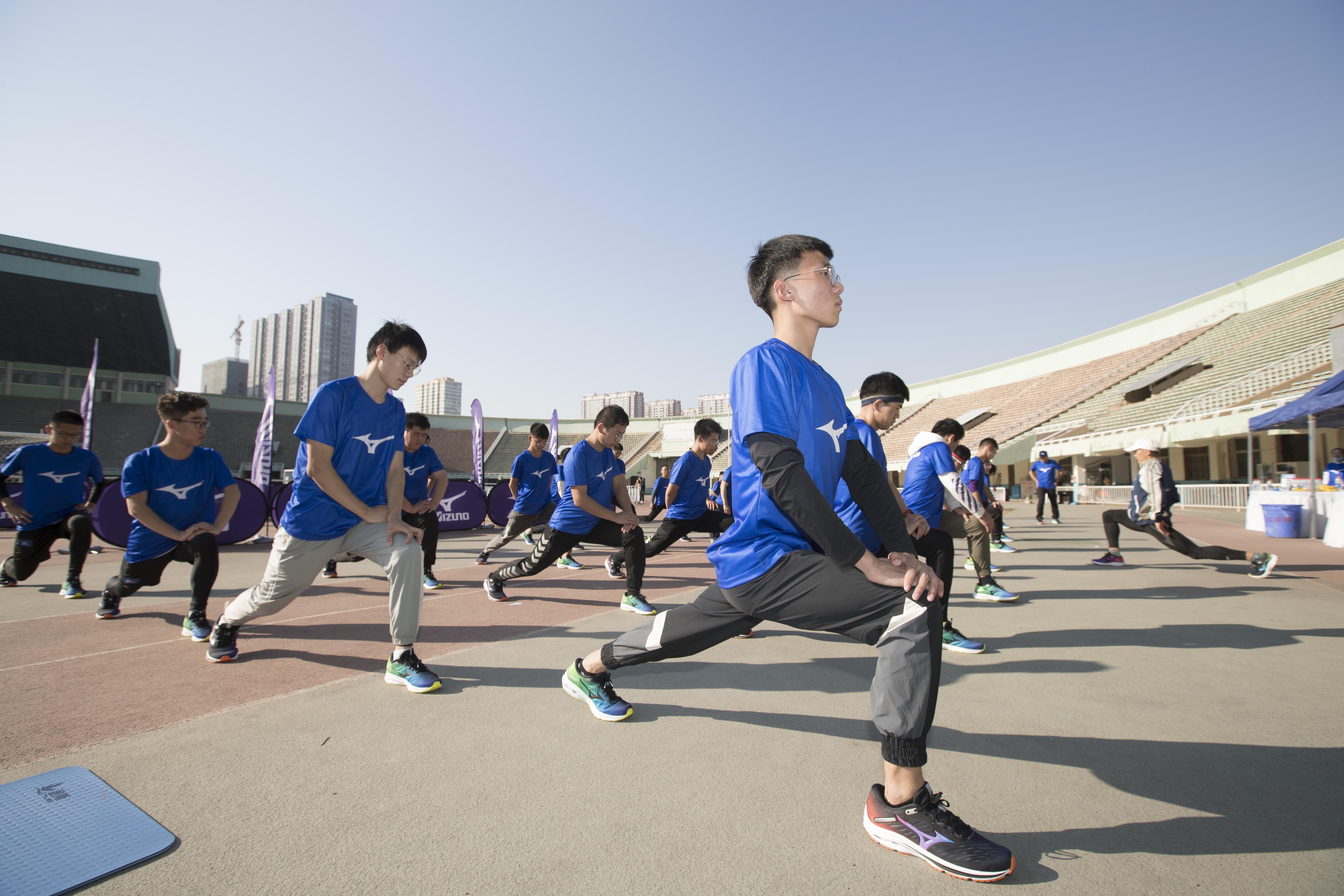 重磅回归 "与大v同跑"美津浓跑步训练营点燃太原