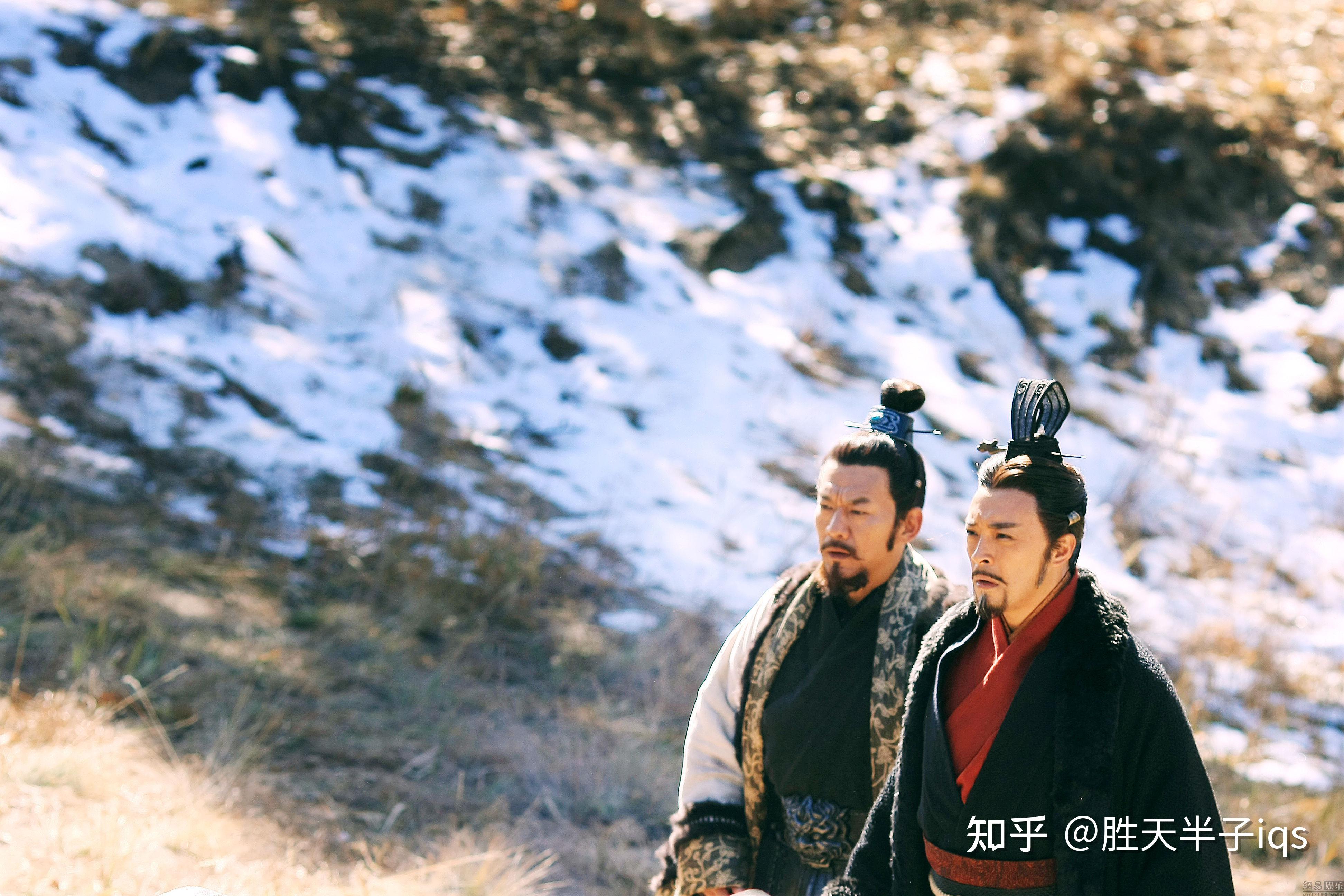 分别是《大秦帝国之裂变》,《大秦帝国之纵横》,《大秦帝国之崛起》