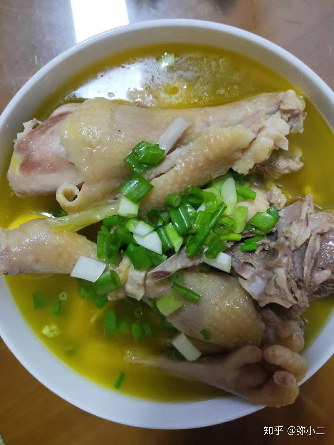 营养价值超高的农家老母鸡汤来了