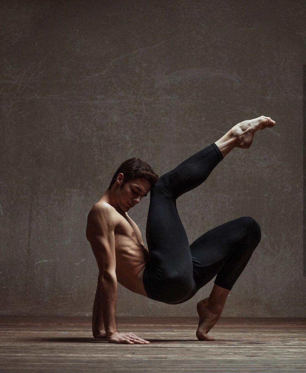 【专业芭蕾外开教学】关于芭蕾外开与正确的练习方法 - Powered by Chinadance.cn!