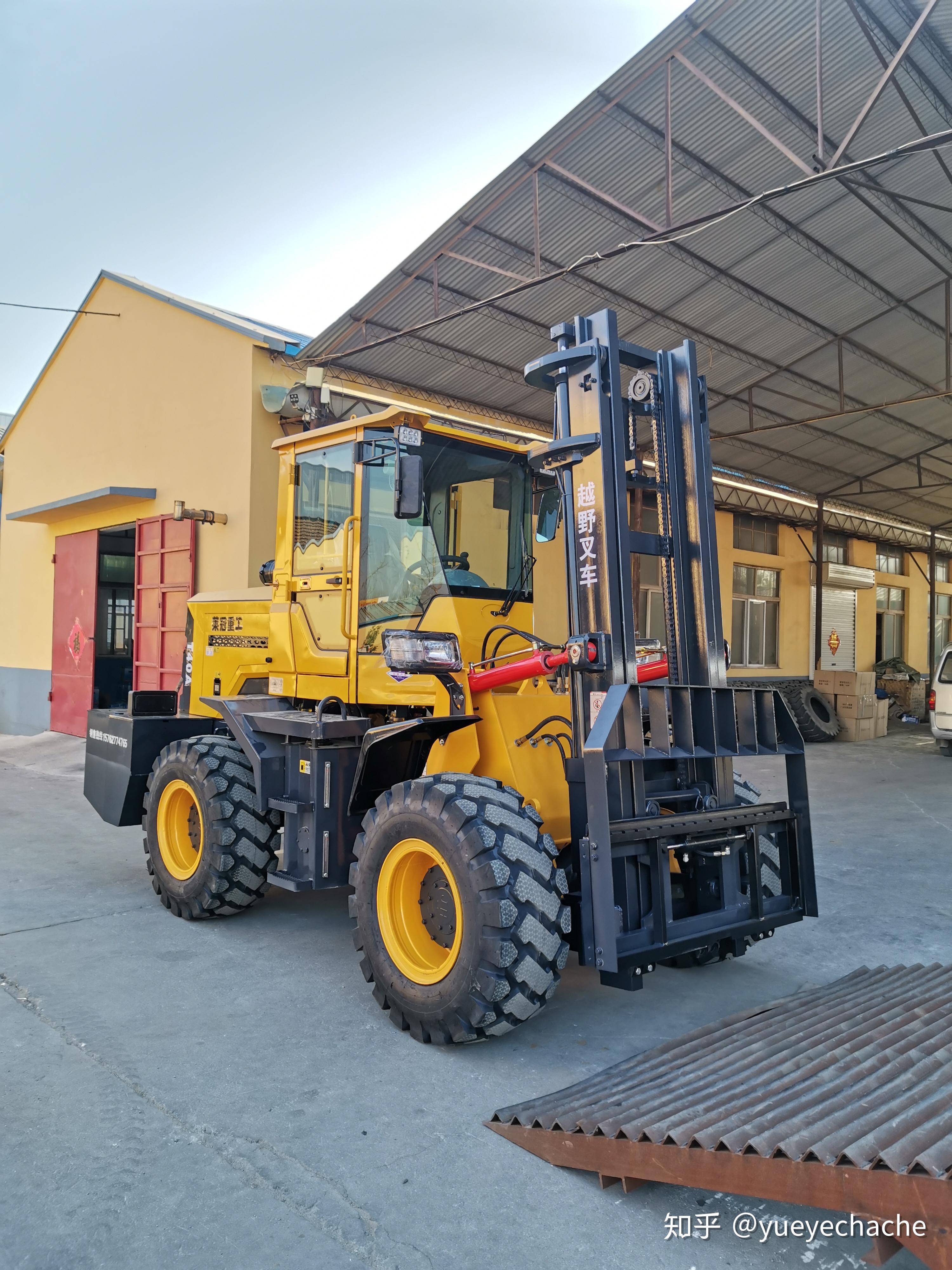 越野叉车自动翻越野叉车