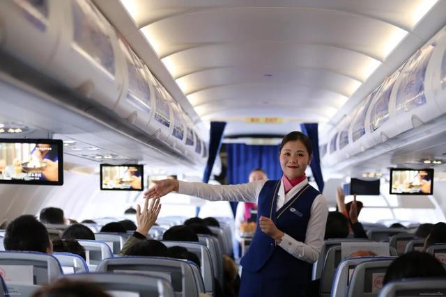 起飞中国民航首架a321neoacf飞机成功首航