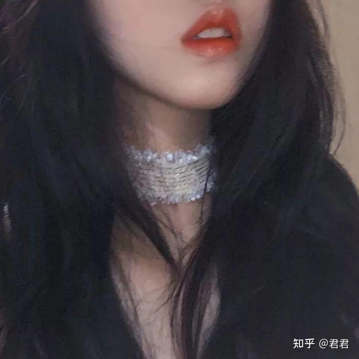 高冷头像女不露脸 v2-c742f6d98432d65b366c5629f4be349d_r.jpg